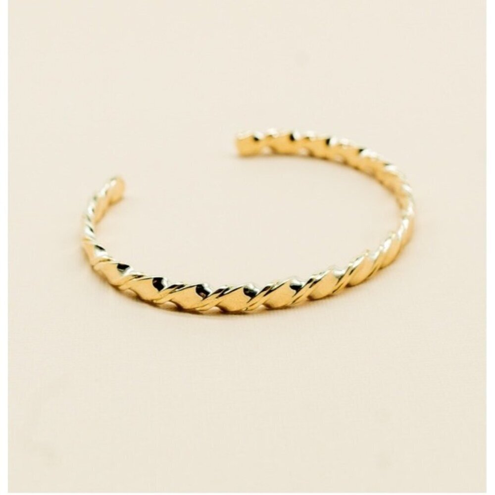 ETTIKA Gold Plated Beaded Rim Hinged Bangle Bracelet Modern Statement Jewelry - Picture 1 of 5
